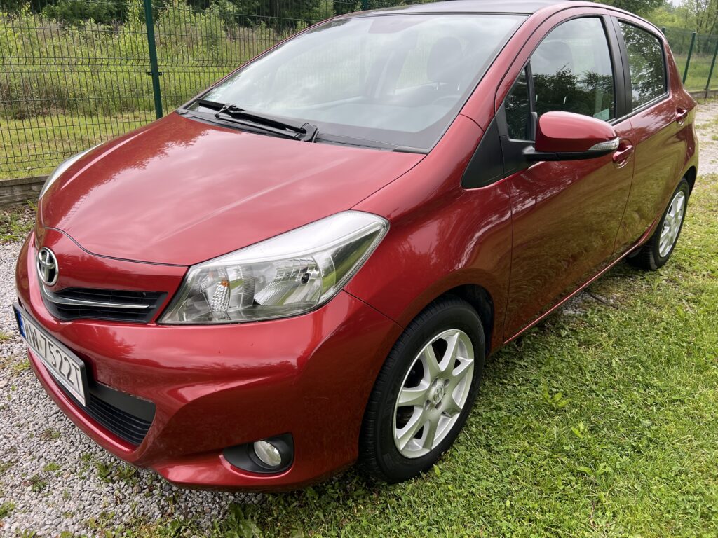 Toyota Yaris 1.3 Salon PL panoramiczny dach, stan wzorowy
